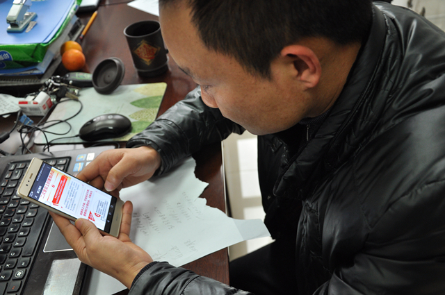 �̽����ͼ���ɲ�����ʮ�Ž��м�ί����ȫ�ᾫ��